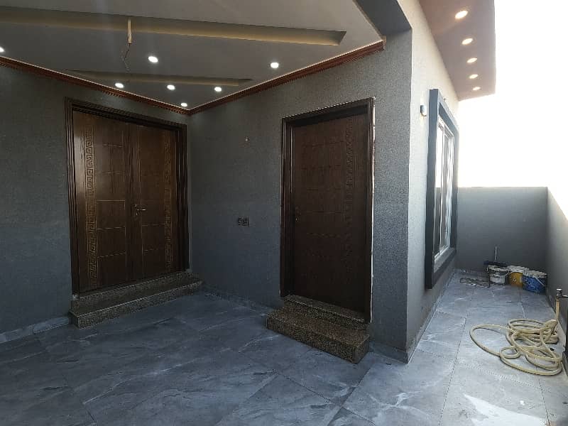 A 5 Marla Double Storey Brand New House For Sale In A1 Block Central Park 4