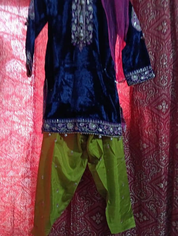 Girls kids Velvet shalwar kameez 1