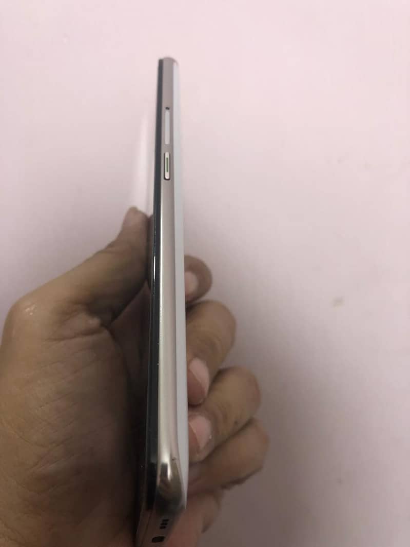 Oppo Reno 2Z 8GB/256GB PTA Approved With Box Charger 10/10 3