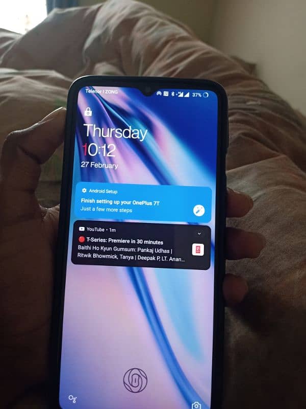 oneplus 7t 8/256 Sirf Back broken ha baki set lush para ha 1