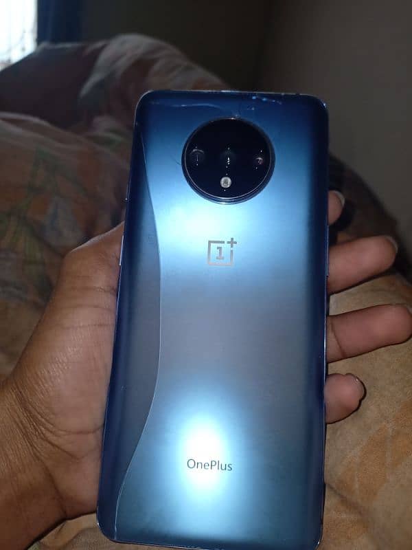 oneplus 7t 8/256 Sirf Back broken ha baki set lush para ha 2