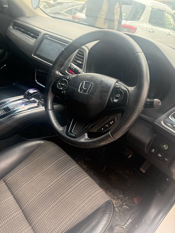 Honda Vezel 2014 3