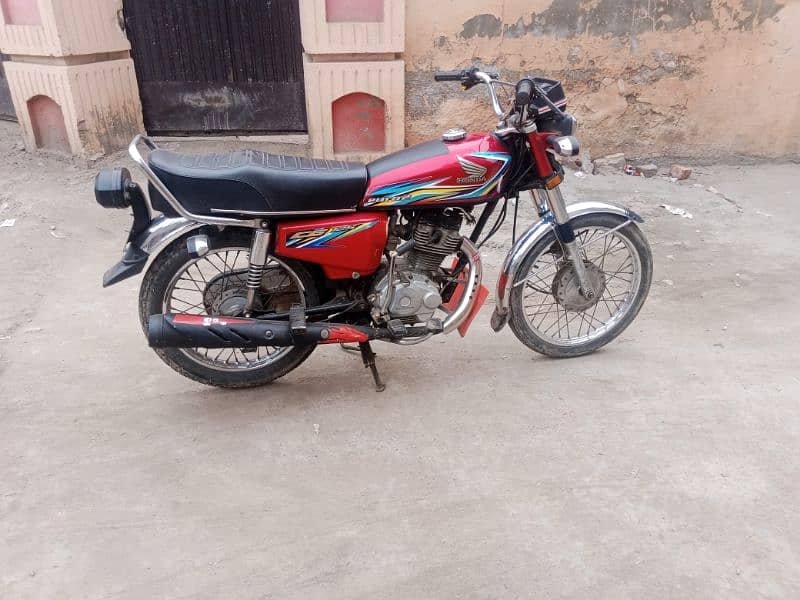 Honda 125 2018 faisalabad numbar 2