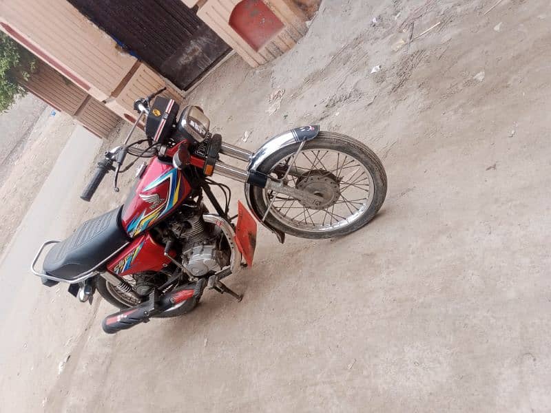 Honda 125 2018 faisalabad numbar 3