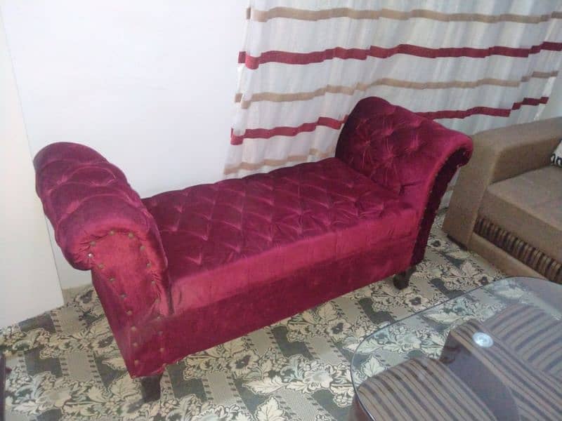 red sofa set 2