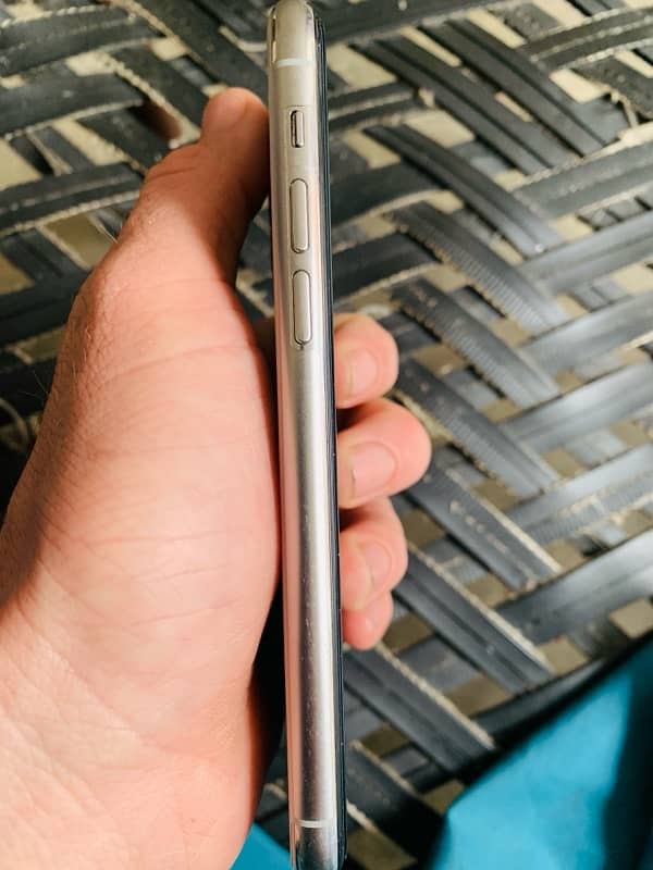 iPhone 11 Pro 256 non pta 3