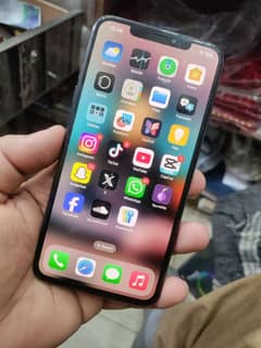 i phone xs Max 64gb Nonpata Back Crack