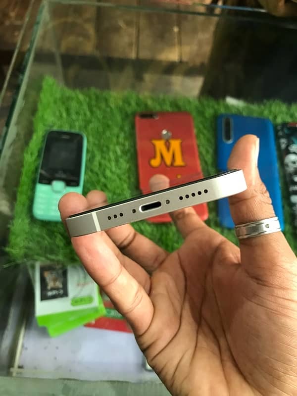 iphone 13 Factory Unlock 5