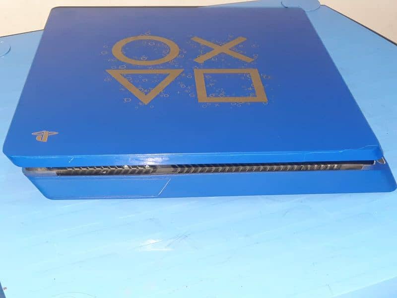 Ps 4 limited edition 8