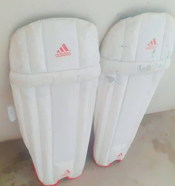 Addidas Cricket Pads with FREE Sports Bag 0