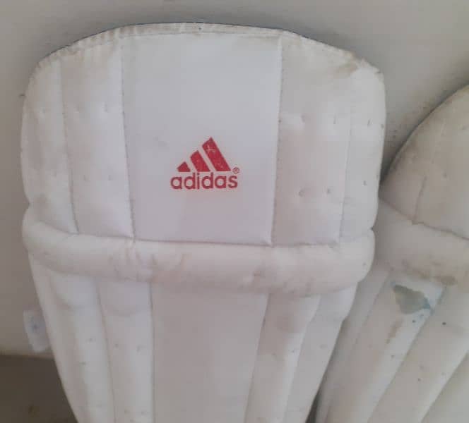 Addidas Cricket Pads with FREE Sports Bag 1