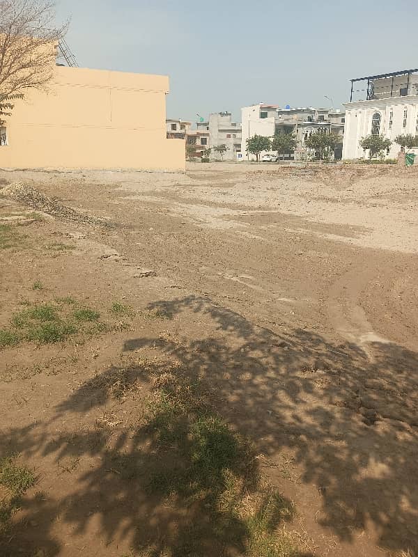 10 Marla Plot For Sale Facing Mosque 1