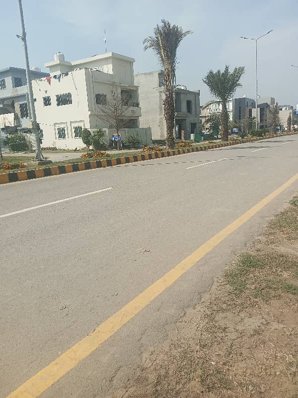 10 Marla Plot For Sale Facing Mosque 2