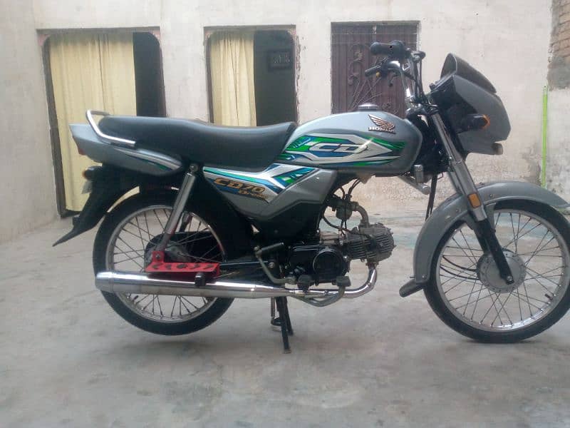 Honda CD dream 23 model All Punjab num registered 0