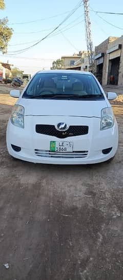 Toyota Vitz 2012