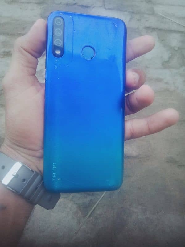 Tecno phone. arjent sale 3