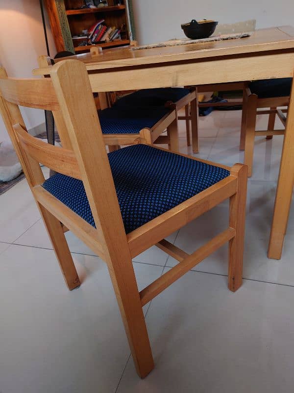 Beechwood Dining Table with 6 Chairs 2