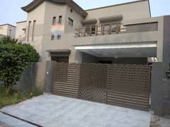 Reserve A Centrally Located House Of 8 Marla In Divine Gardens - Block D