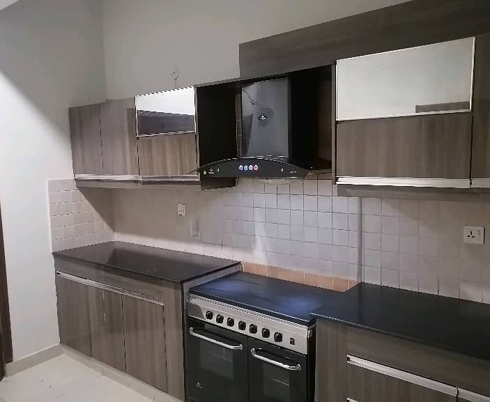 Askari 11 Brand NEW 3 Bedroom Apartment 8