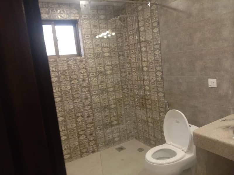 1 Kanal Full House With Solar For RENT In Bahria Town Phase 7 Rawalpindi 8