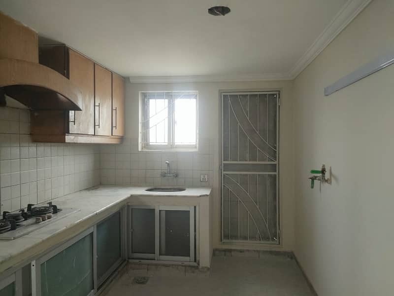 10-Matla 2-Bedroom's, Marble Flooring Separate Gate Upper Portion Available For Rent. 5