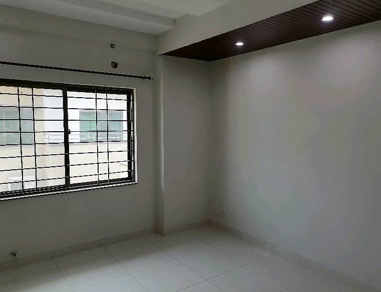 Askari 11 3 Bedroom Apartment Sector B 6