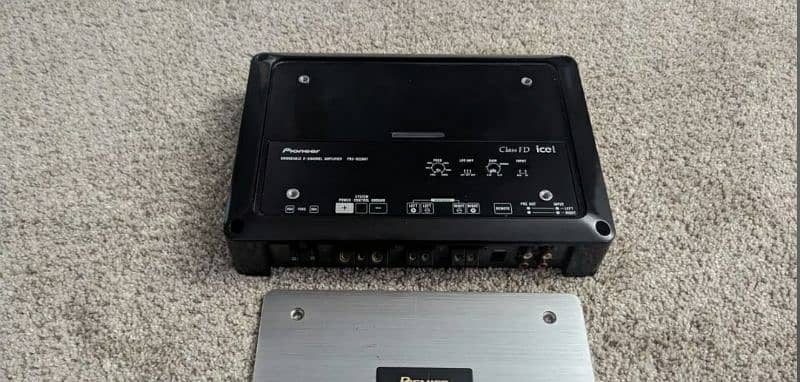 Car Amplifier Branded 10