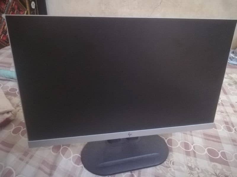 hp lcd 24 inches urgent sale 3