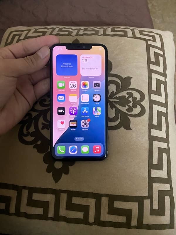 iPhone 11 pro max factory unlocked 6