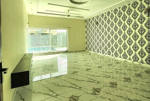 In Barki Road Farm House For Sale Sized 16 Kanal 1