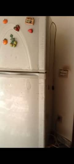 dawlance fridge good condition