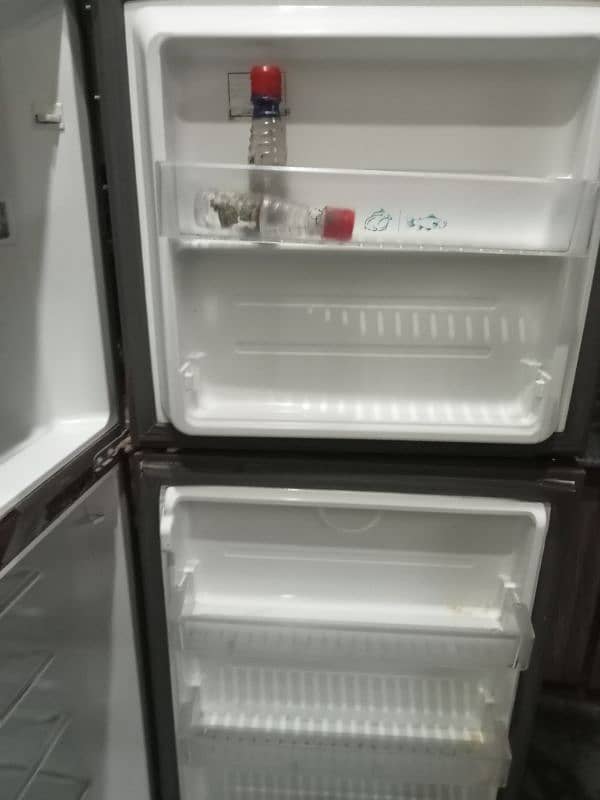 haier refrigerator HRF-306 TDC 1