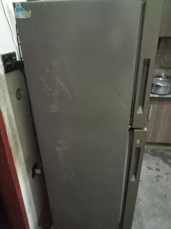 haier refrigerator HRF-306 TDC 6