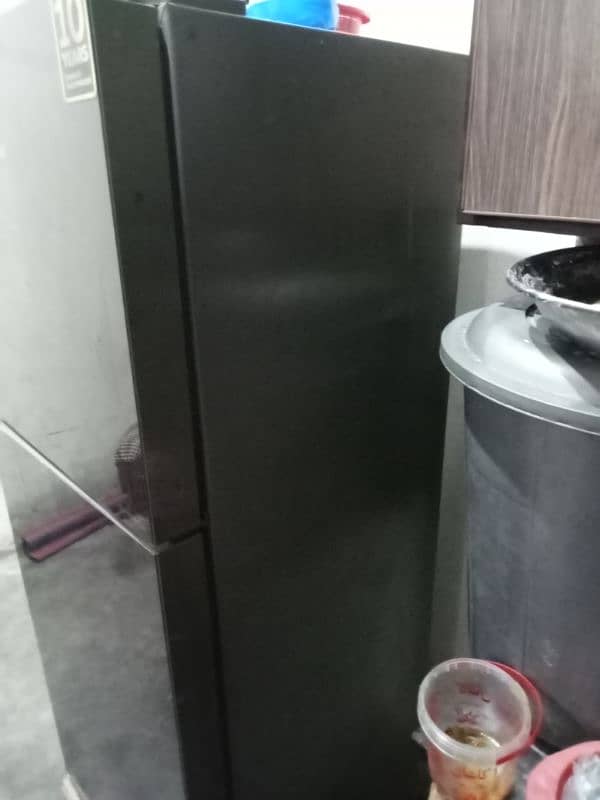 haier refrigerator HRF-306 TDC 7