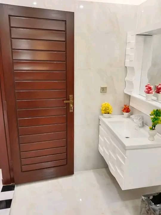 BEAUTIFUL HOUSE AVAILABLE FOR RENT 7