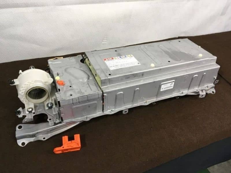 Hybrid Battery / ABS Units Toyota Crown,Camry,Hustler,XBEE,Prius,Jade 1