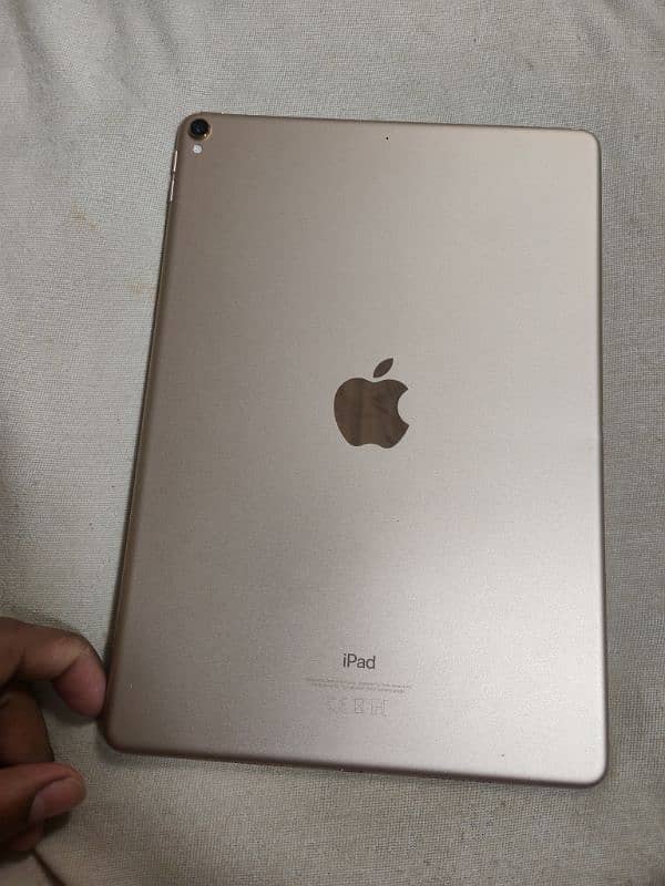 iPad pro 10.5 2nd generation 0