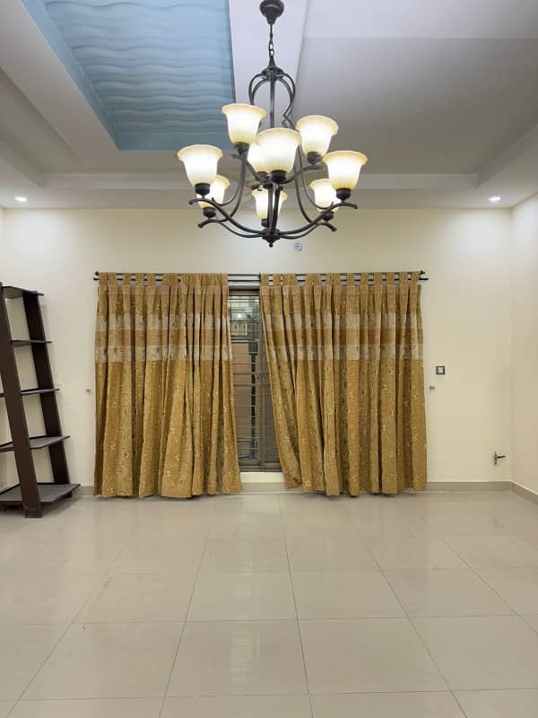 10 Marla Like Brand New Villa Available For Rent In Dha Phase 8 Ex Park View 4