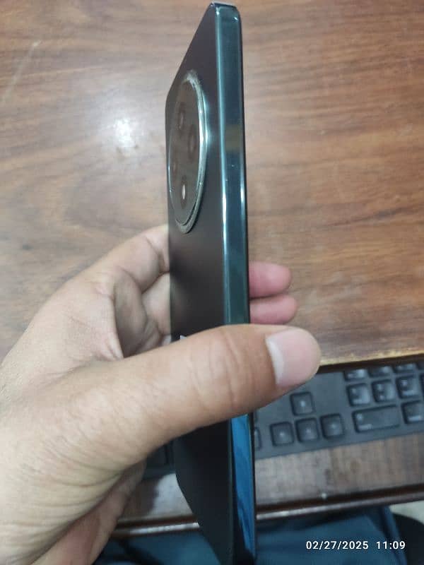 Oppo Reno 12 F 3