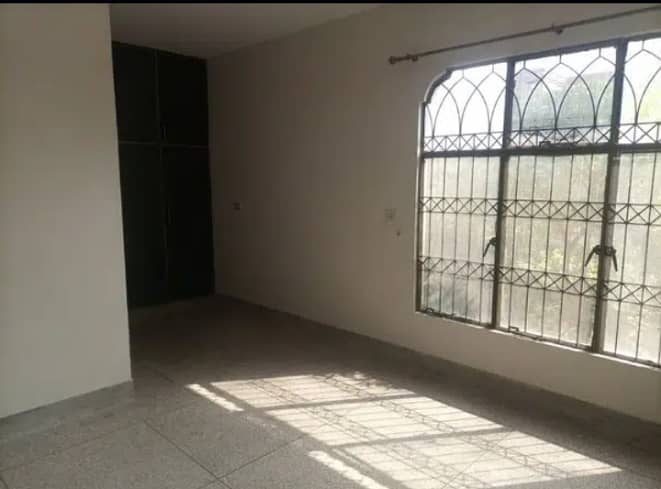 Corner 10 Marla House In Stunning Gulshan Ali Colony Is Available For Sale 6