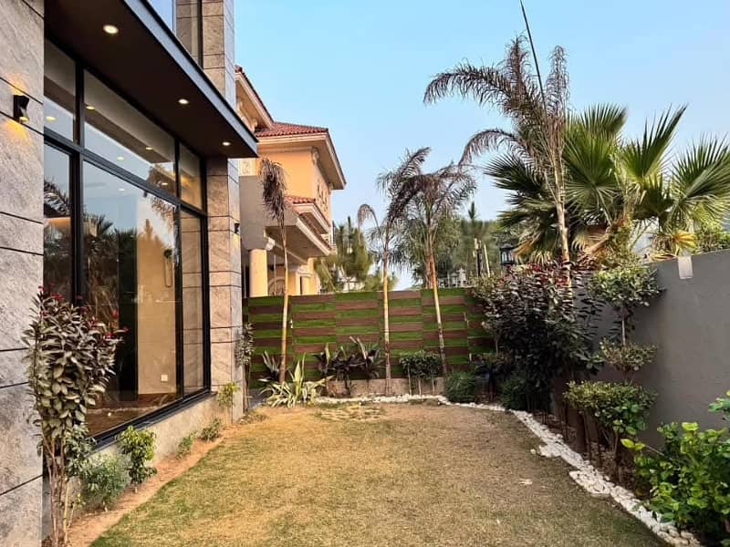 Brand New 1 KANAL Upper Portion Beautifully Designed Modern House For Rent In DHA Phase 8 2