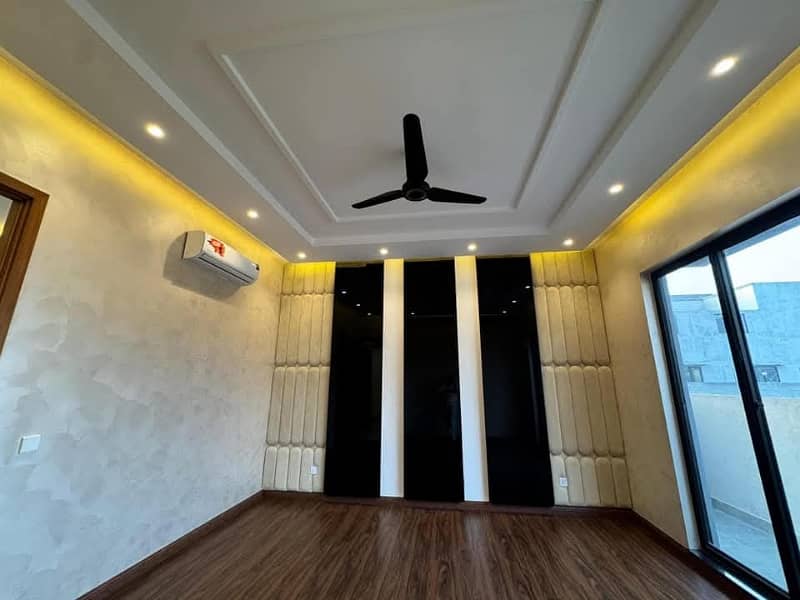 Brand New 1 KANAL Upper Portion Beautifully Designed Modern House For Rent In DHA Phase 8 10