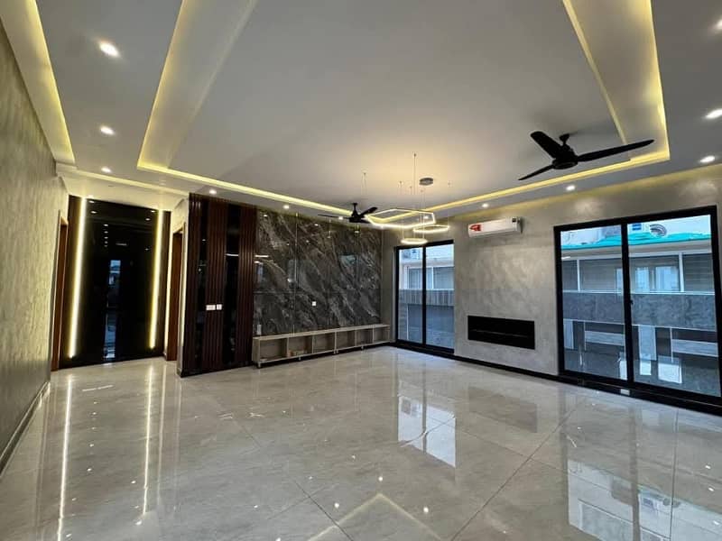 Brand New 1 KANAL Upper Portion Beautifully Designed Modern House For Rent In DHA Phase 8 12