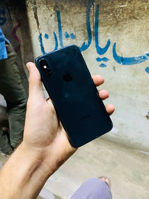 IPHONE xs 0