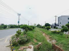 10 MARLA RESIDENTIAL PLOT FOR SALE IN VERY REASONABLE PRICE