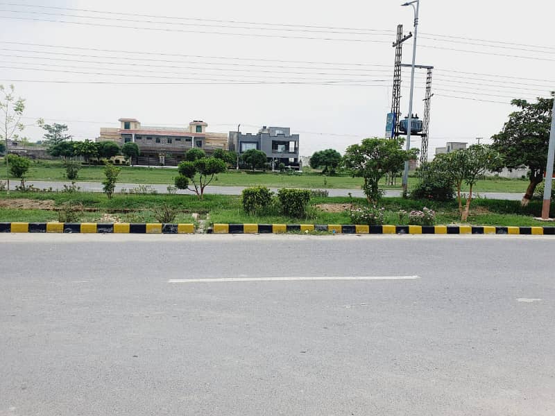 10 MARLA RESIDENTIAL PLOT FRO SALE IN VERY REASONABLE PRICE 1