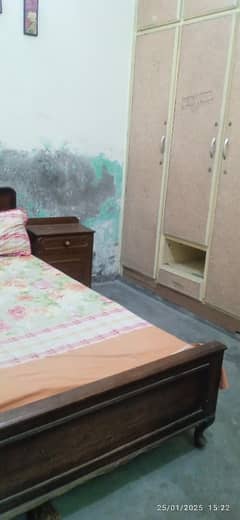 In Allama Iqbal Town - Nizam Block Of Lahore, A 1 Marla Room Is Available