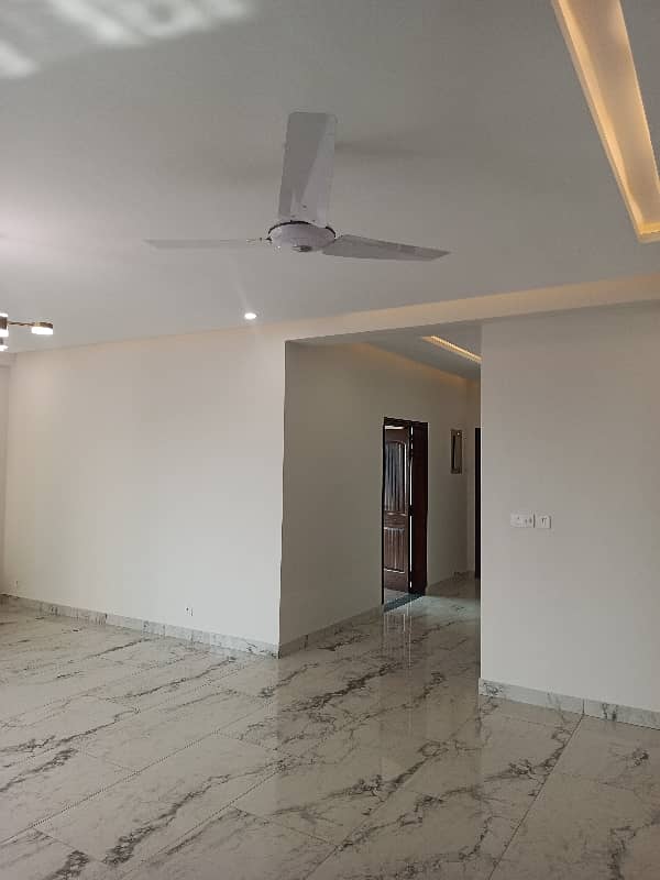 Brand new apartment for Sale in Askari 11 7