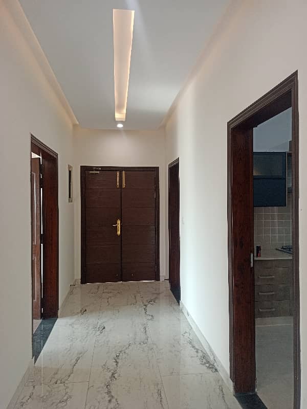 Brand new apartment for Sale in Askari 11 8