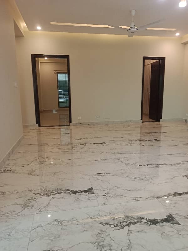 10 Marla Brand New Apartment for Sale in Askari 11 Lahore 8